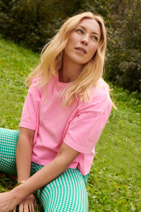 Julie fait du 38 et porte une taille M