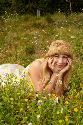 Julie fait du 38 et porte une taille M