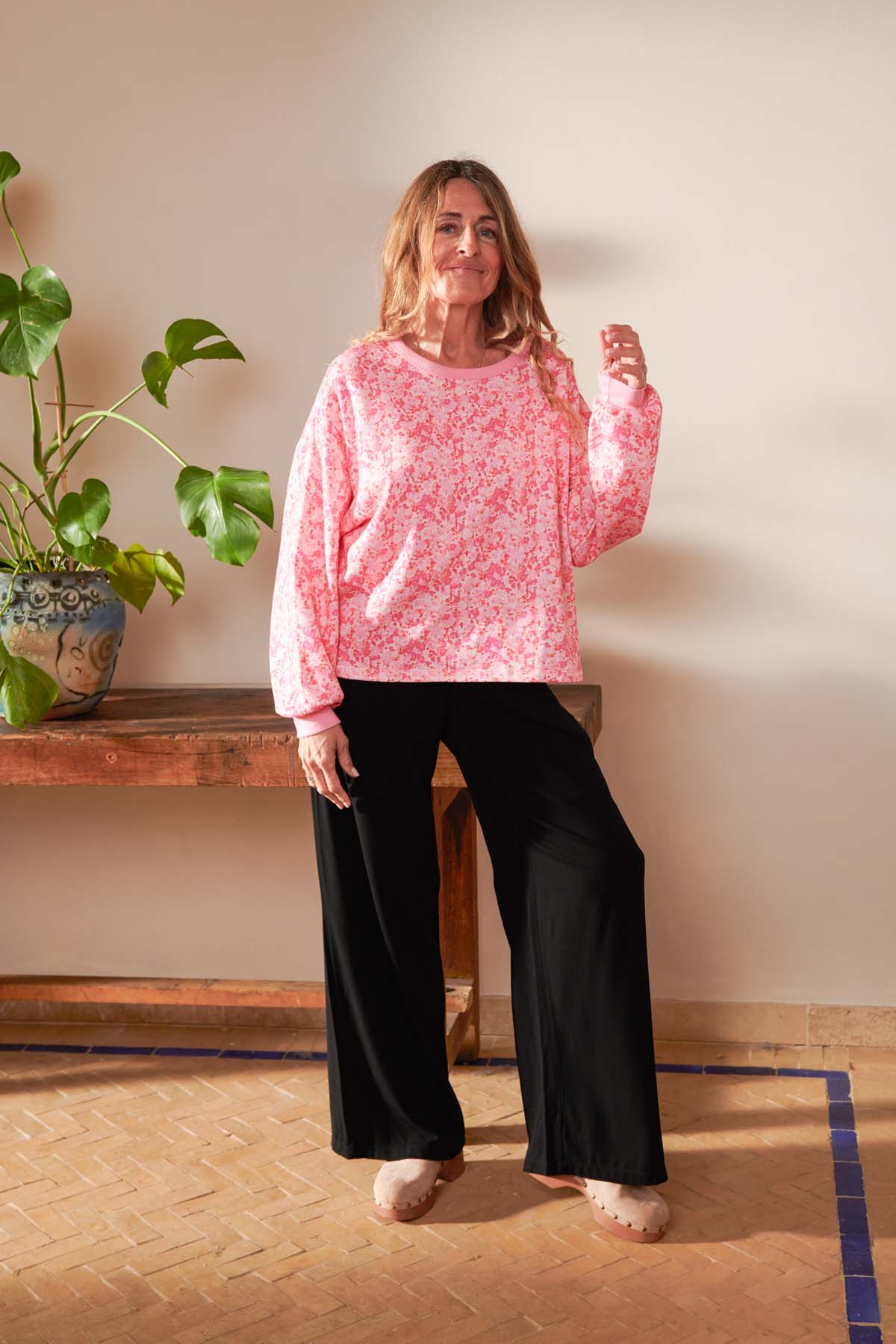 Anne fait du 36 et porte du taille S