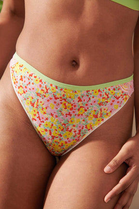 Marie-Charles fait du 38 et porte une taille M