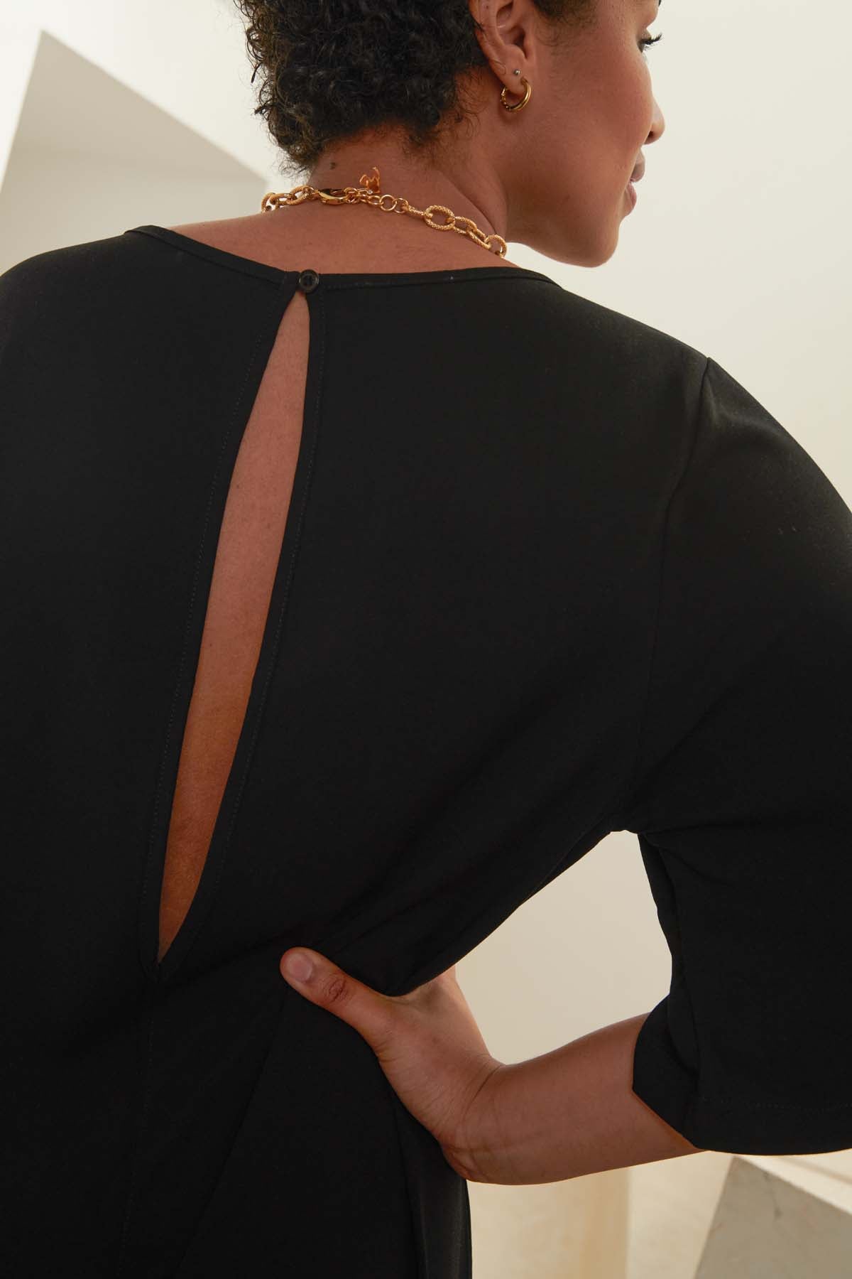 Marie-Charles fait du 38 et porte une taille M