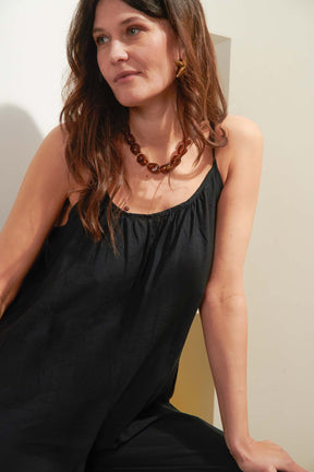 Kamila fait du 36 et porte une taille S