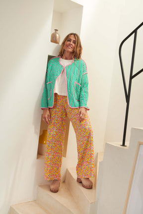 Anne fait du 36 et porte du taille S