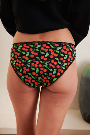 Kamila fait du 36 et porte une taille S