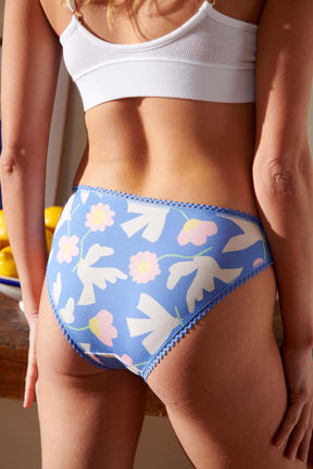 Violette fait du 34 et porte une taille XS