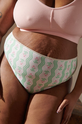 Tiffany fait du 48 et porte une taille 3XL