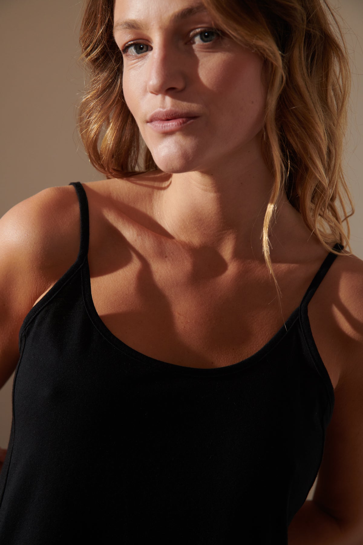 Violette fait du 34 et porte une taille XS