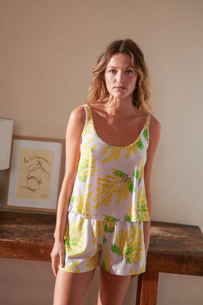 Violette fait du 34 et porte une taille XS