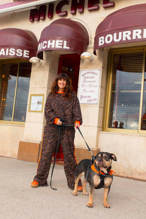 Elsa fait du 38 et porte une taille XS/S en haut et S en bas