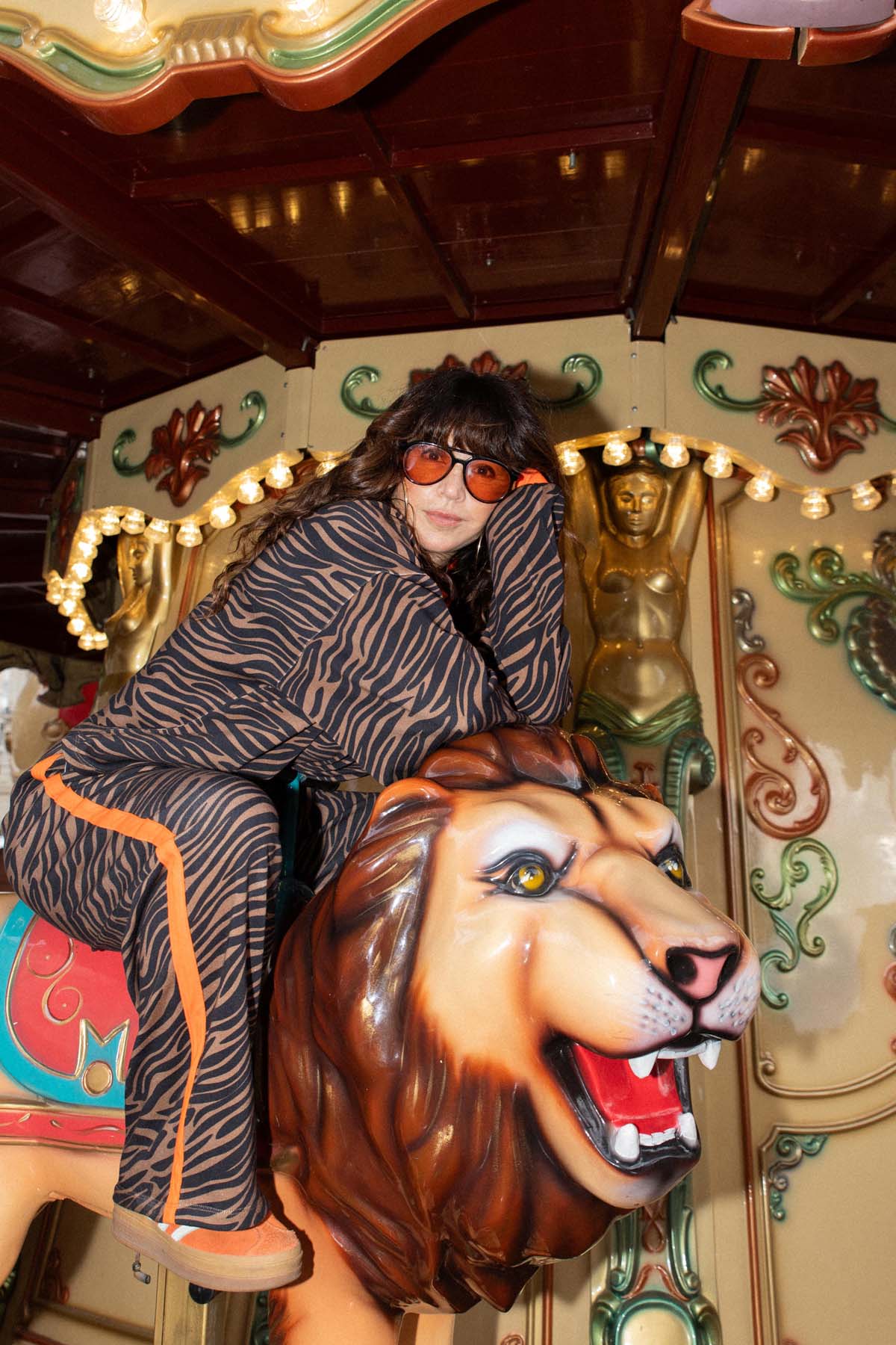 Elsa fait du 38 et porte une taille XS/S en haut et S en bas