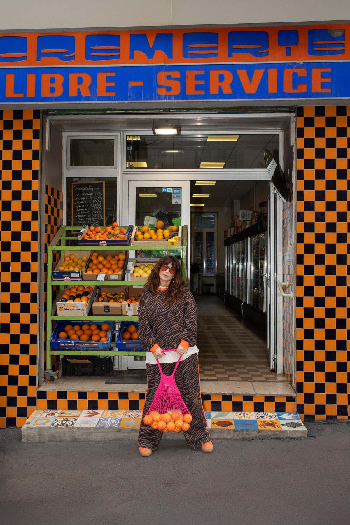 Elsa fait du 38 et porte une taille XS/S en haut et S en bas