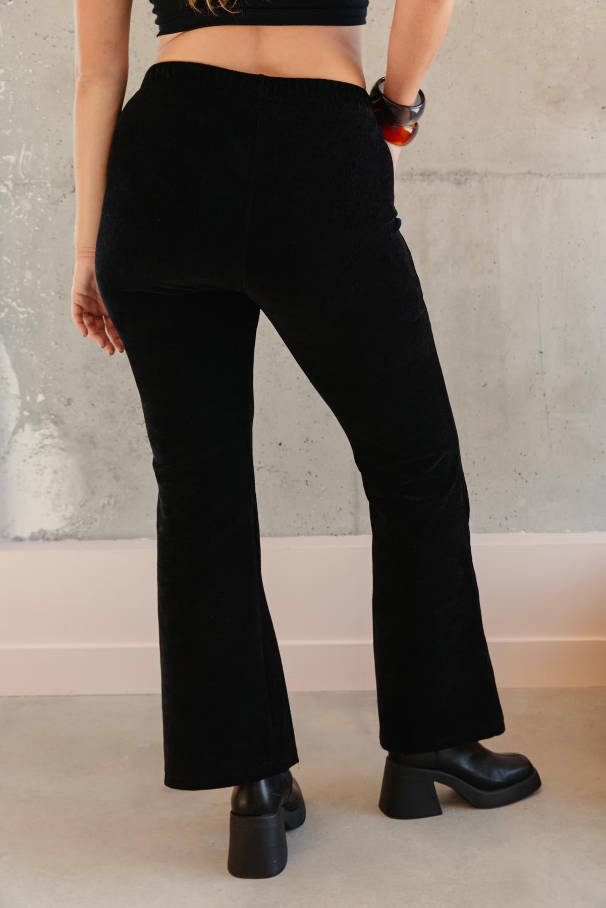 Lorea fait du 38 et porte une taille M