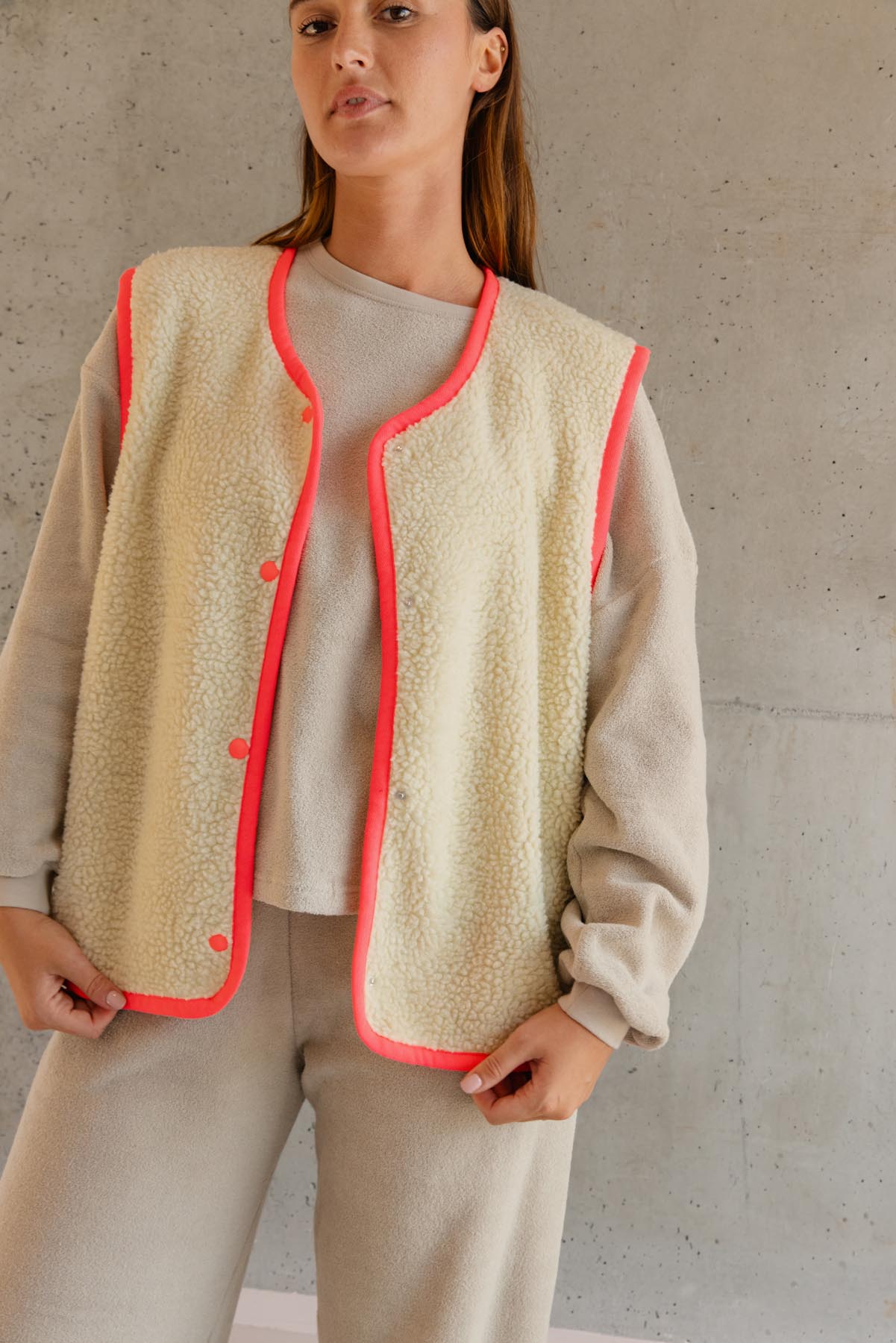 Lorea fait du 38 et porte une taille T2