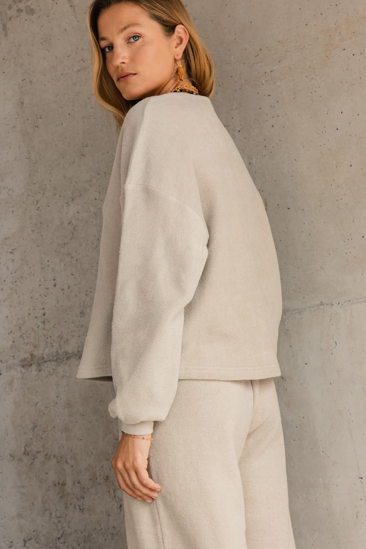 Violette fait du 34 et porte une taille XS/S