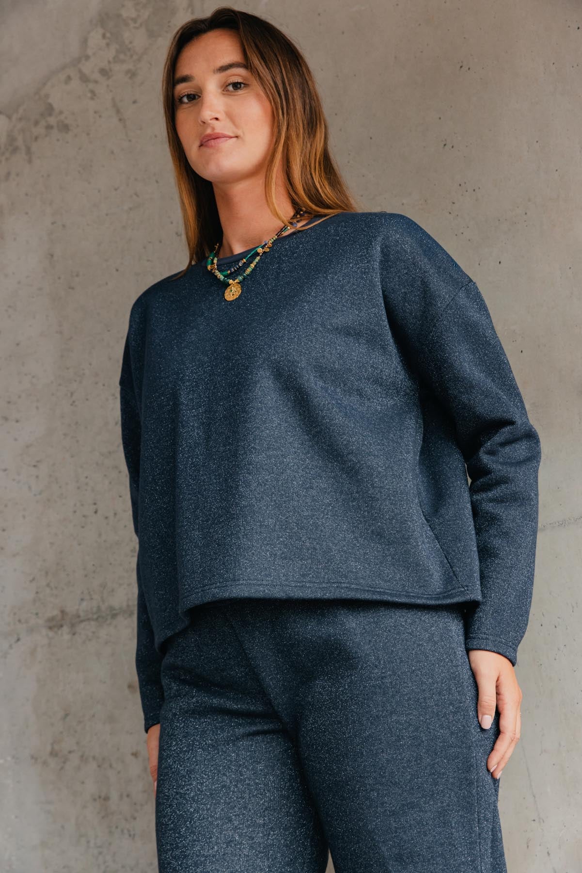 Lorea fait du 38 et porte une taille M/L