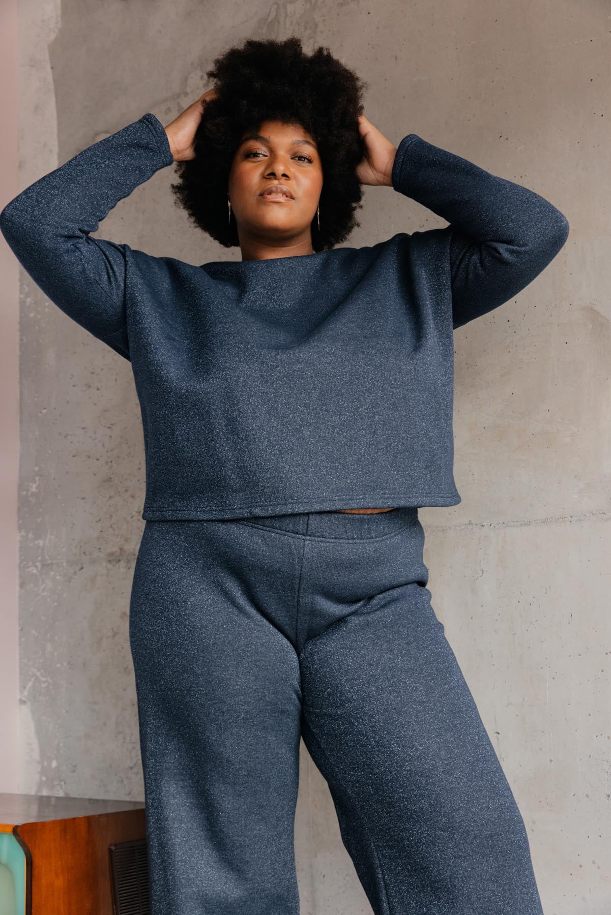 Tiffany fait du 46 et porte une taille 3XL en bas et un 3XL/4XL en haut