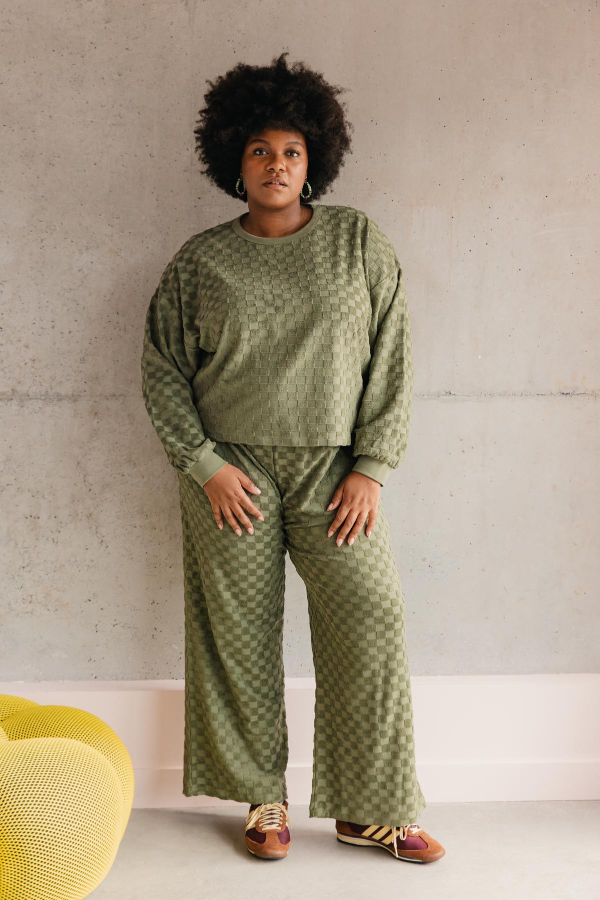 Tiffany fait du 46 et porte une taille 3XL en bas et un 3XL/4XL en haut
