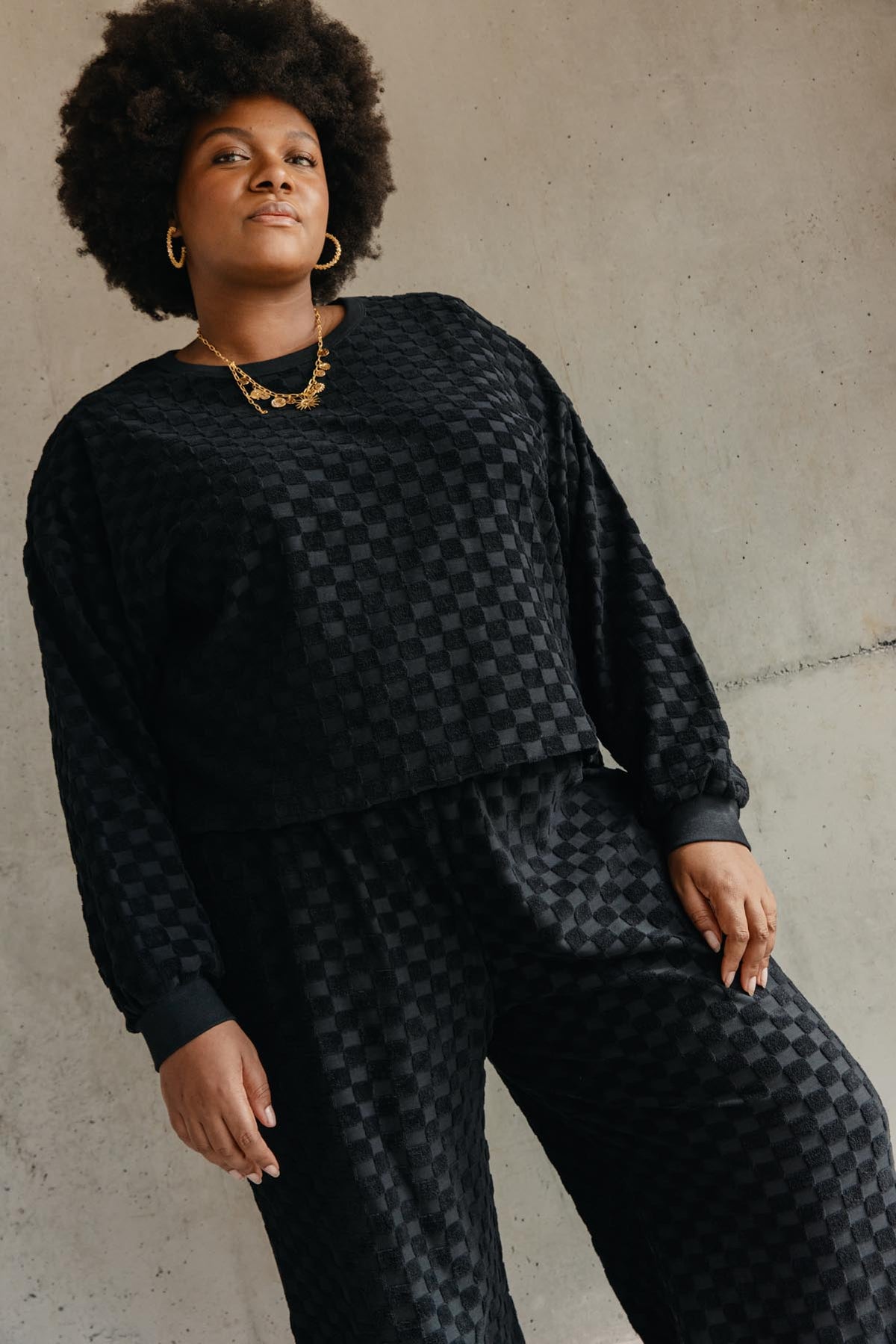 Tiffany fait du 46 et porte une taille 3XL en bas et un 3XL/4XL en haut*