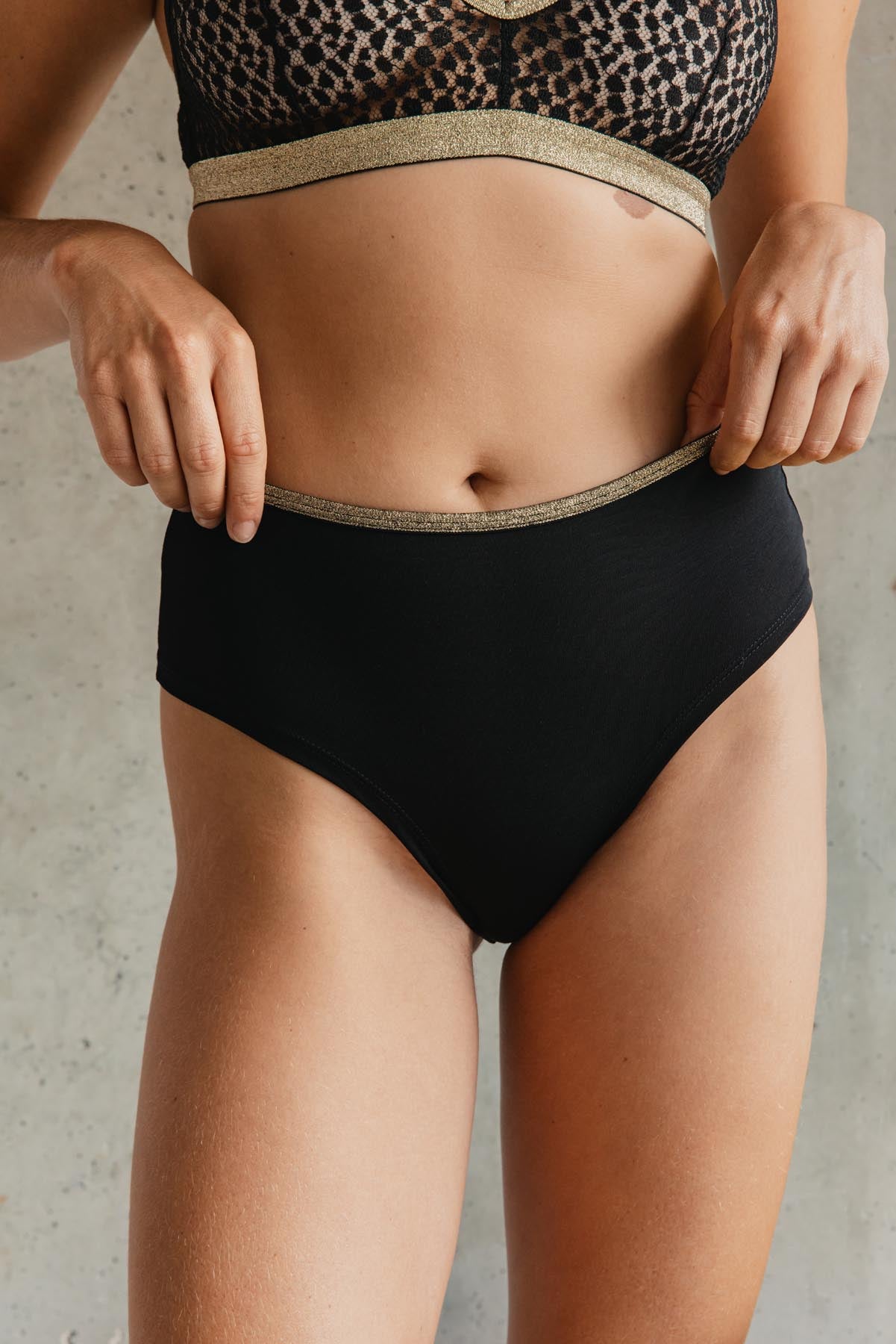 Violette fait du 34 et porte une taille XS