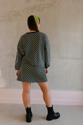 Lorea fait du 38 et porte une taille M en bas et un M/L en haut