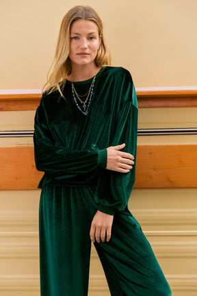 Violette fait du 34 et porte une taille XS/S