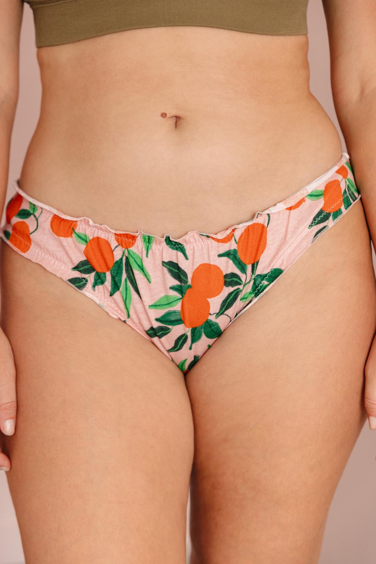 Lorea fait du 38 et porte une taille M