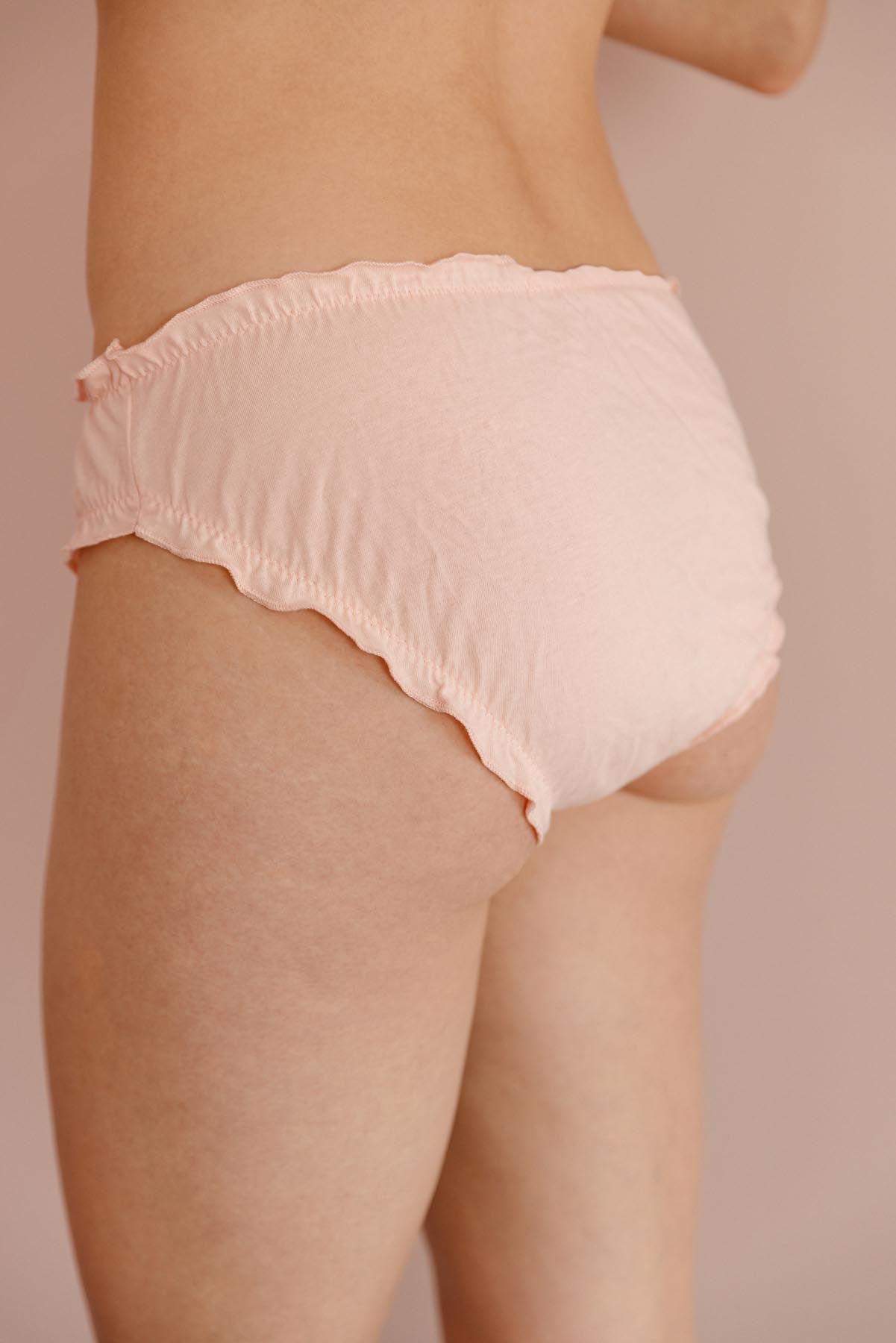 Fannie fait du 34 et porte une taille XS