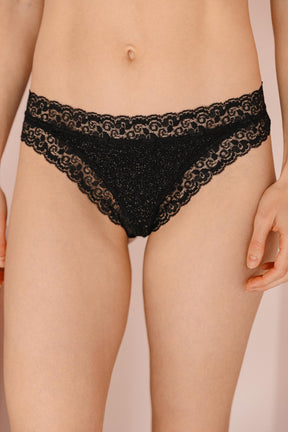 Fannie fait du 34 et porte une taille XS