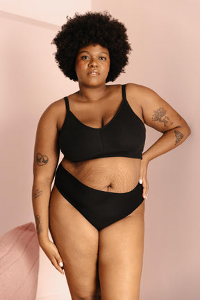 Tiffany fait du 48 et porte une taille 3XL