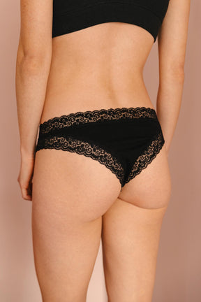 Fannie fait du 34 et porte une taille XS