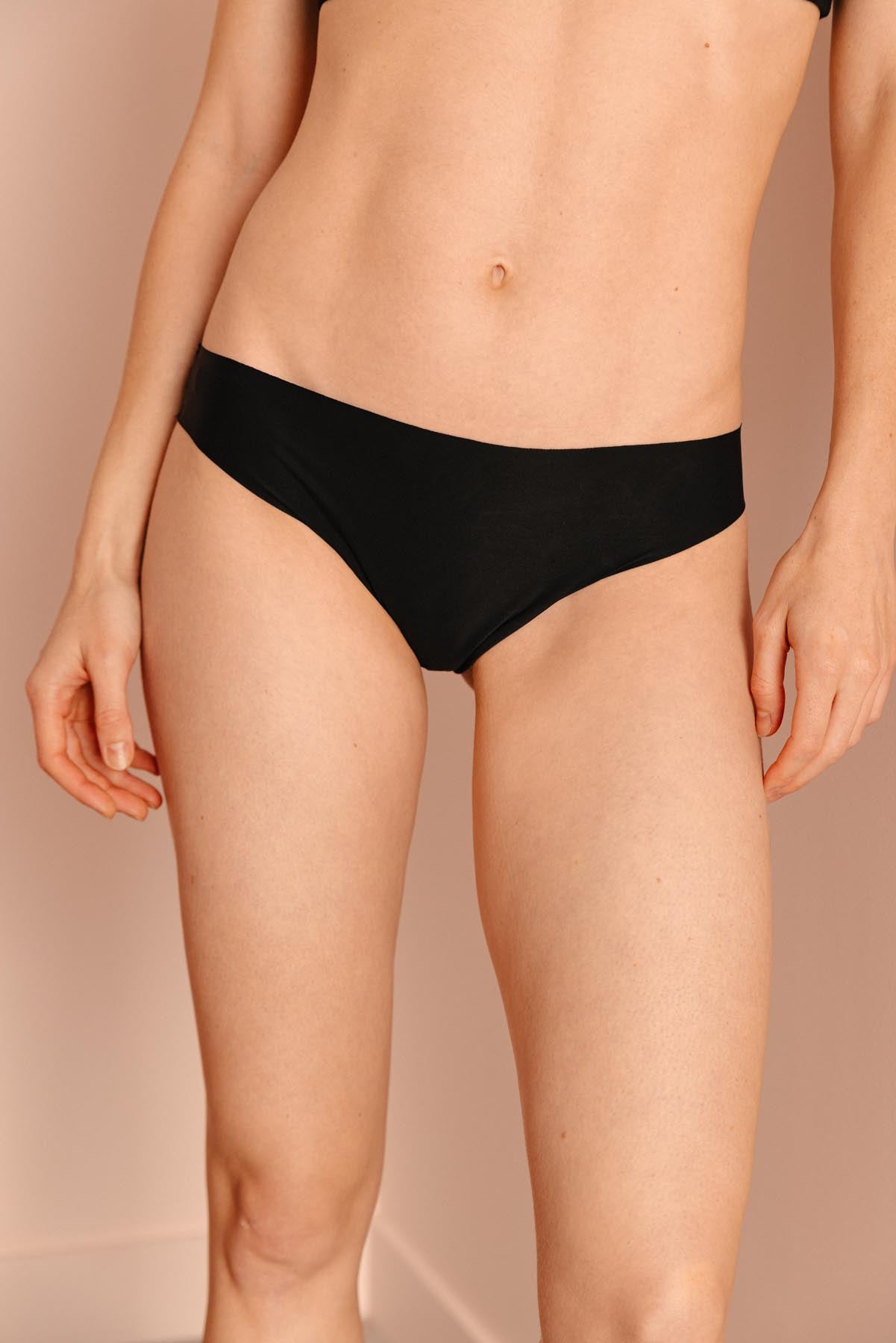 Fannie fait du 34 et porte une taille XS