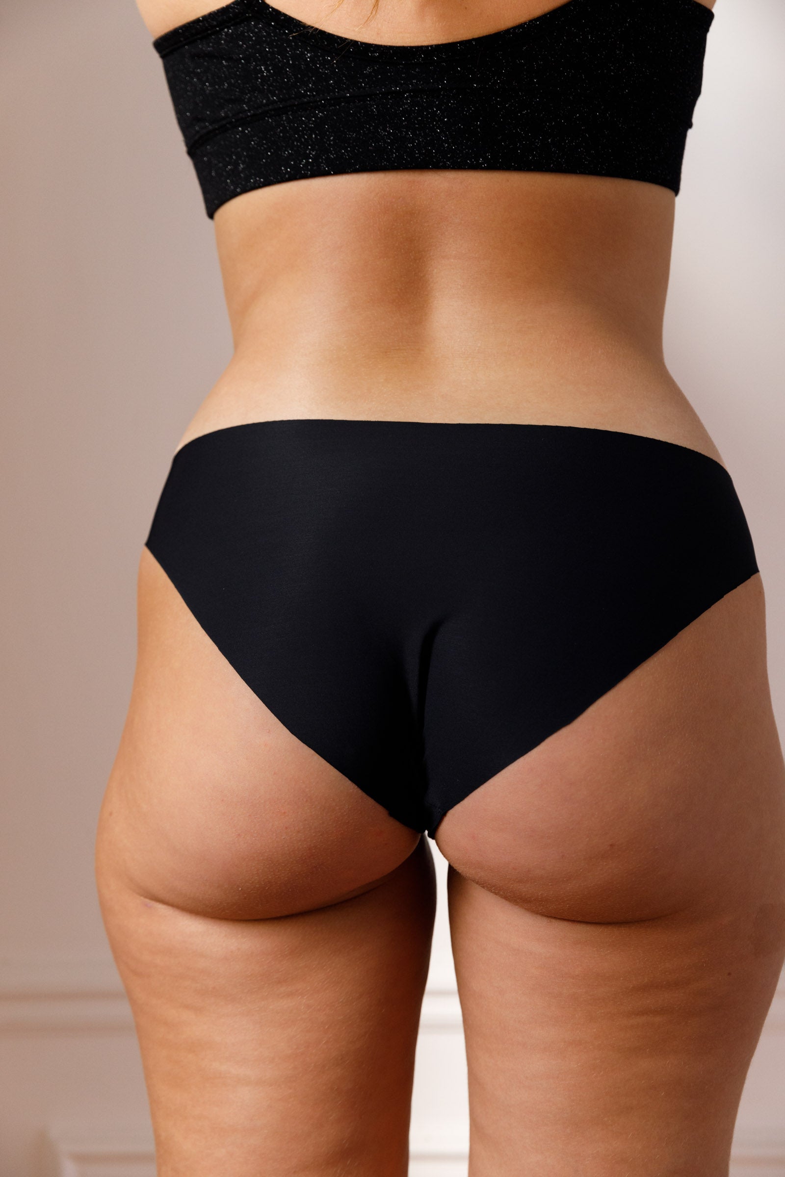 Lot De 6 Culottes Femmes Sans Couture - Taille Basse, Invisible Sous Les Vêtements - Tissu Respirant Et Extensible - Du XS Au XXL - 6