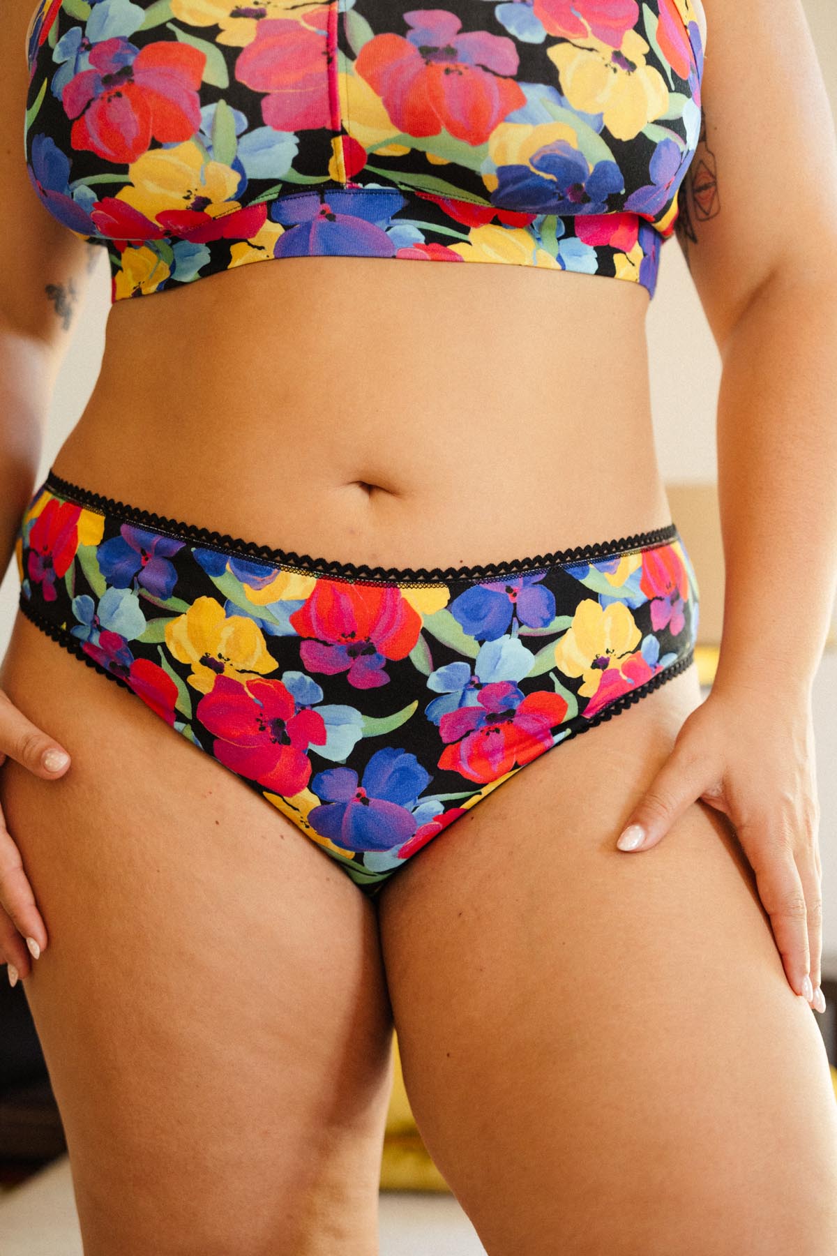 Amandine fait du 44 et porte une taille 2XL