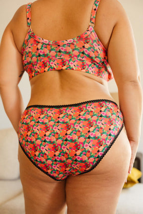 Amandine fait du 44 et porte une taille 2XL