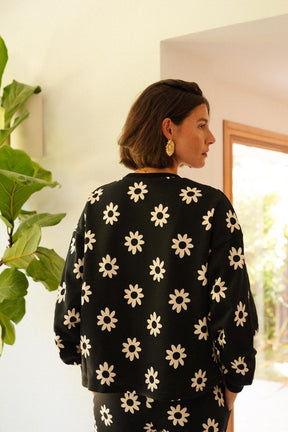 Julie A. fait du 36 et porte une taille XS/S