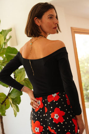 Julie A. fait du 36 et porte une taille XS