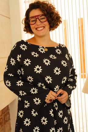 Amandine fait du 44 et porte une taille 2XL