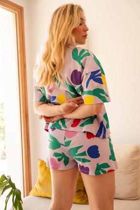 Julie D. fait du 38 et porte une taille M
