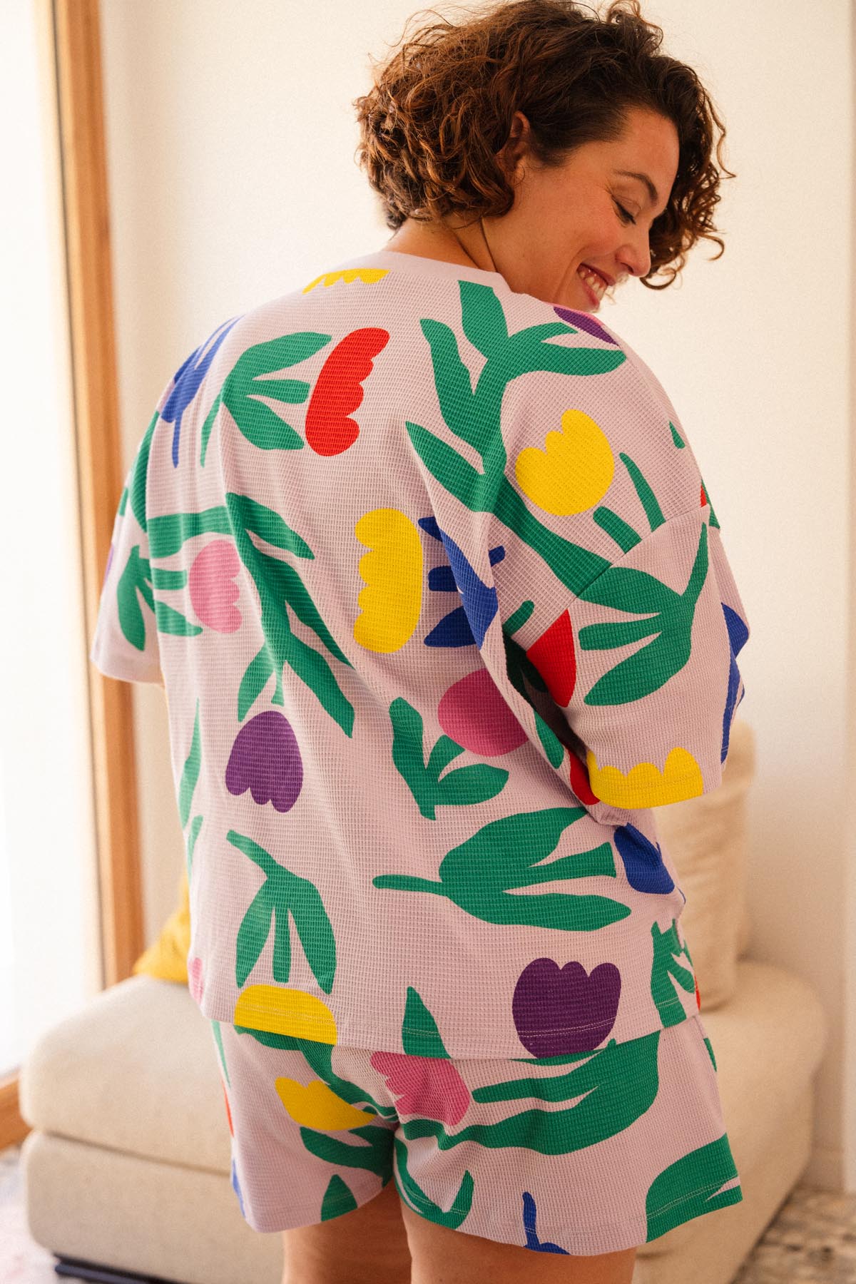 Amandine fait du 44 et porte une taille 2XL
