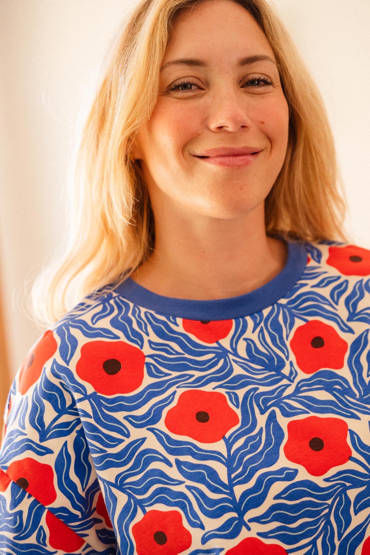 Julie D. fait du 38 et porte une taille M