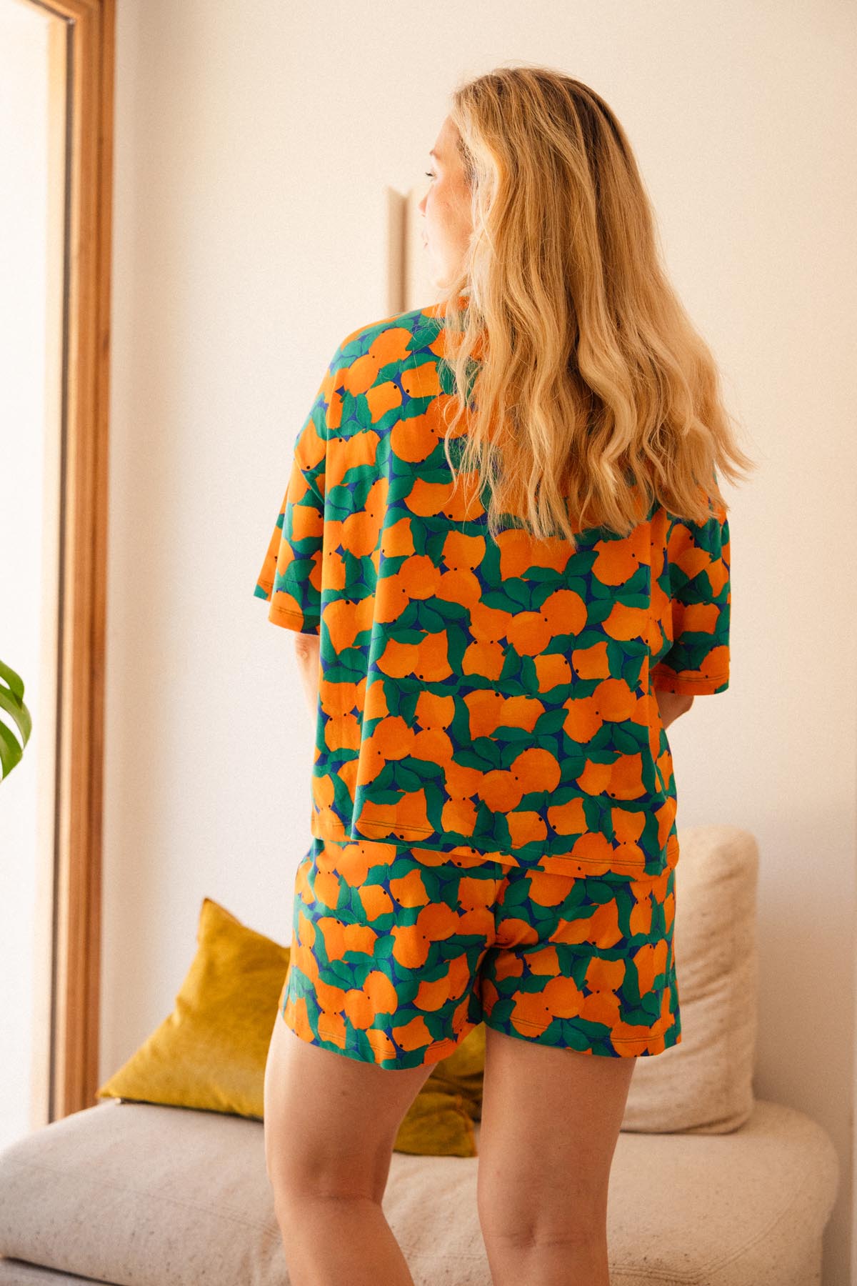 Julie D. fait du 38 et porte une taille M