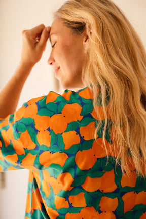 Julie D. fait du 38 et porte une taille M