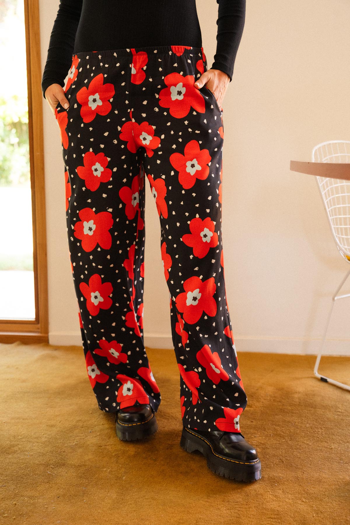 Julie D. fait du 38 et porte une taille M