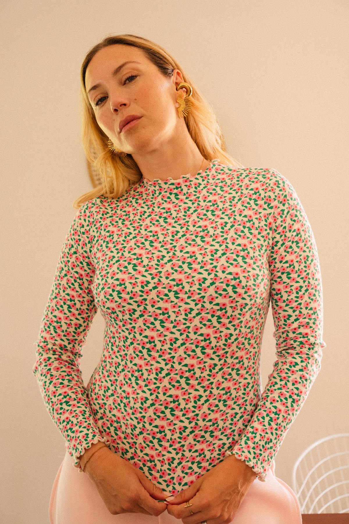 Julie D. fait du 38 et porte une taille M/L