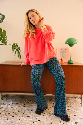 Julie D. fait du 38 et porte une taille M