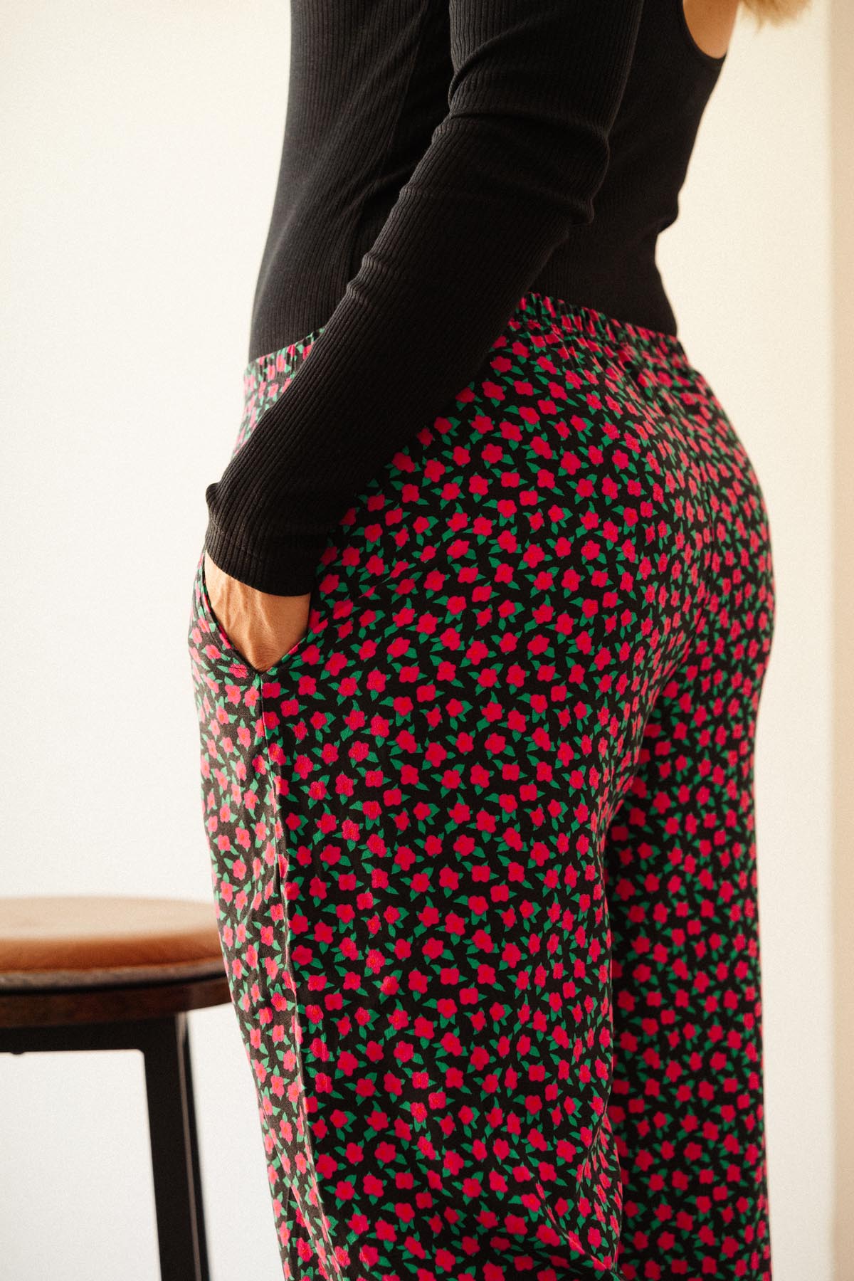 Julie D. fait du 38 et porte une taille M