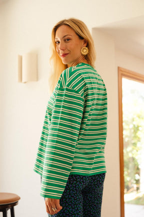 Julie D. fait du 38 et porte une taille M/L