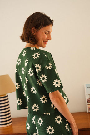 Julie A. fait du 36 et porte une taille XS