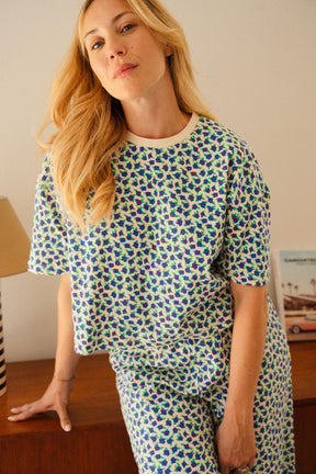 Julie D. fait du 38 et porte une taille M