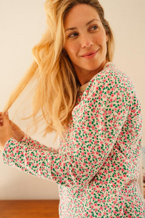 Julie D. fait du 38 et porte une taille M